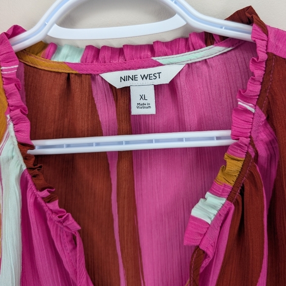 Nine West Women's XL Pink Abstract Print Blouse Top Short Sleeve Boho Flowy - Picture 3 of 7